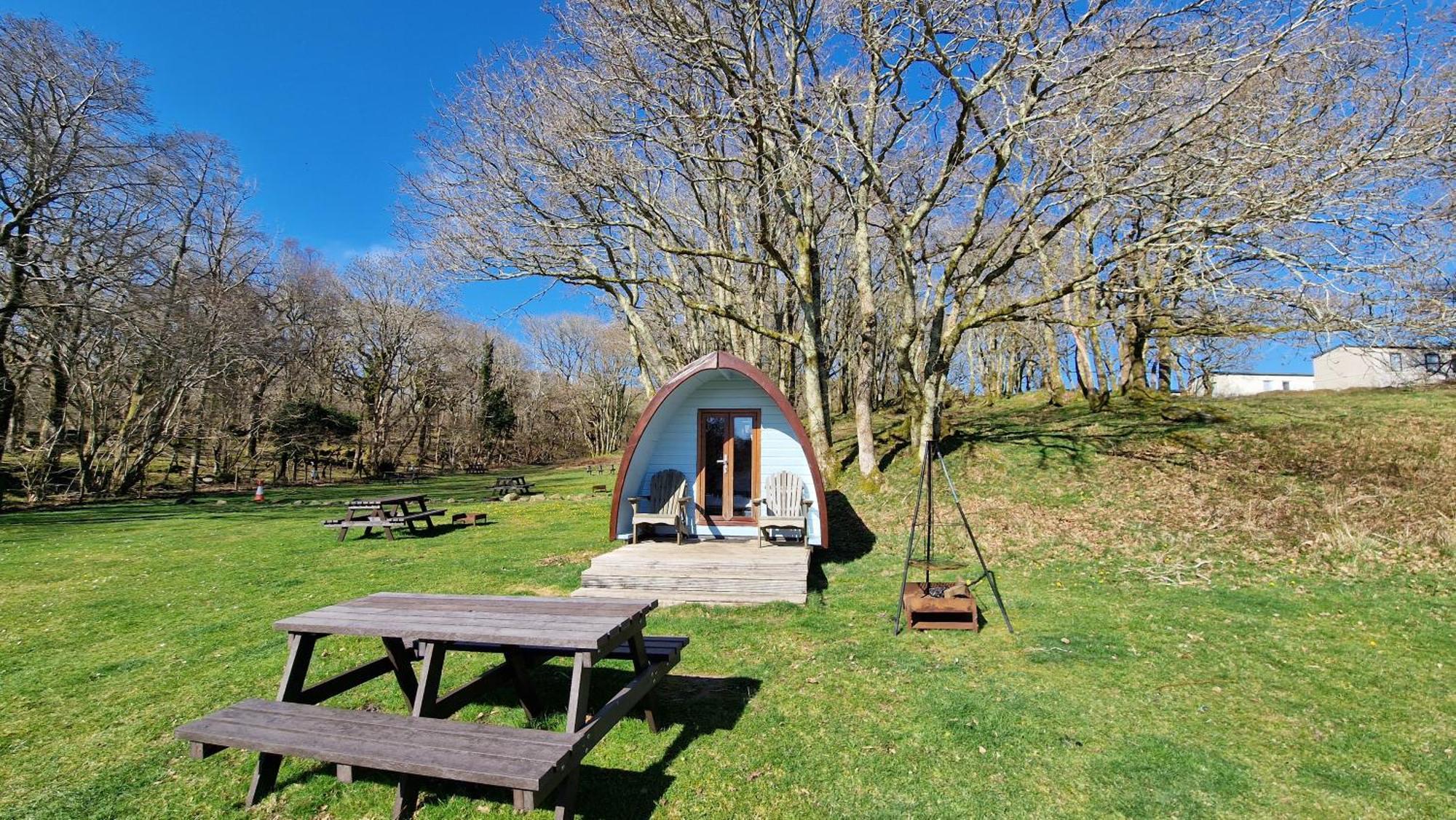 Dinas Hotell Llanbedr  Exteriör bild